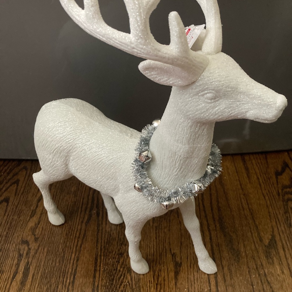 4 Christmas sparkle reindeer silver and white